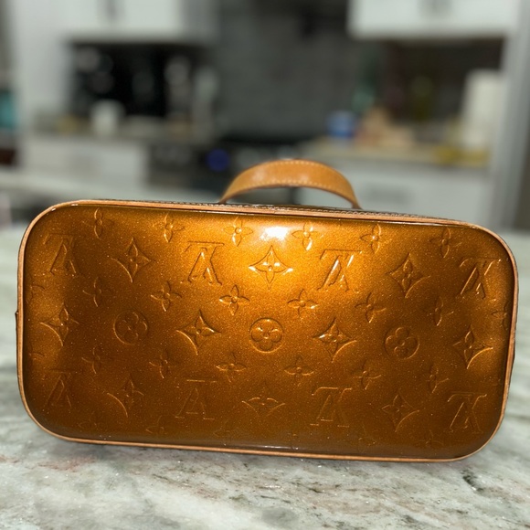 Louis Vuitton Authentic Houston Bronze Vernis Leather Tote - Picture 12 of 15